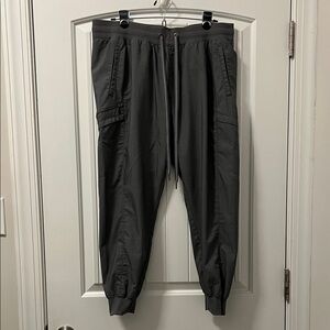 Women’s Healing Hands Gray Scrub Joggers